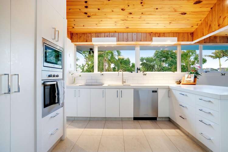 10 Caithness Place Farm Cove_7