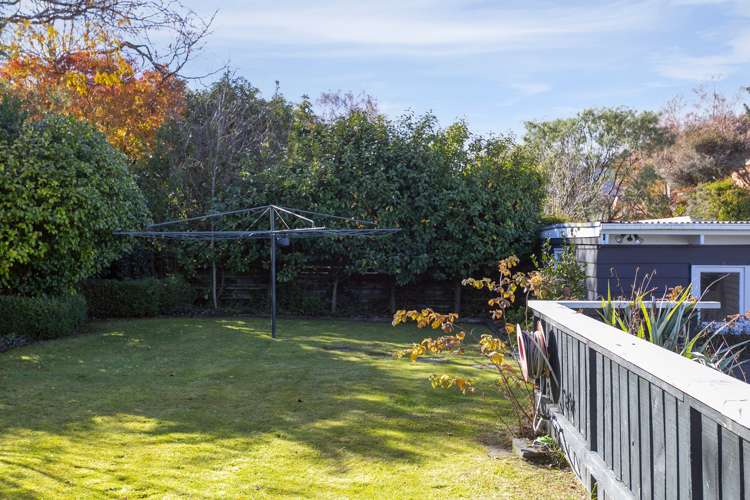 14 Liston Avenue Hilltop_32