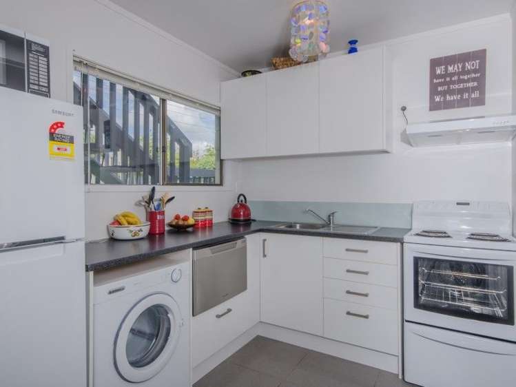 1/126 Lynwood Road New Lynn_5