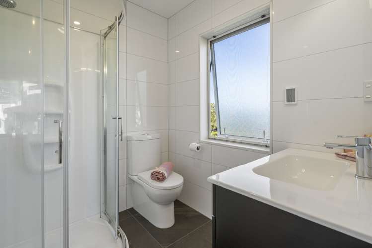 5 Bintulu Place Fairview Heights_26