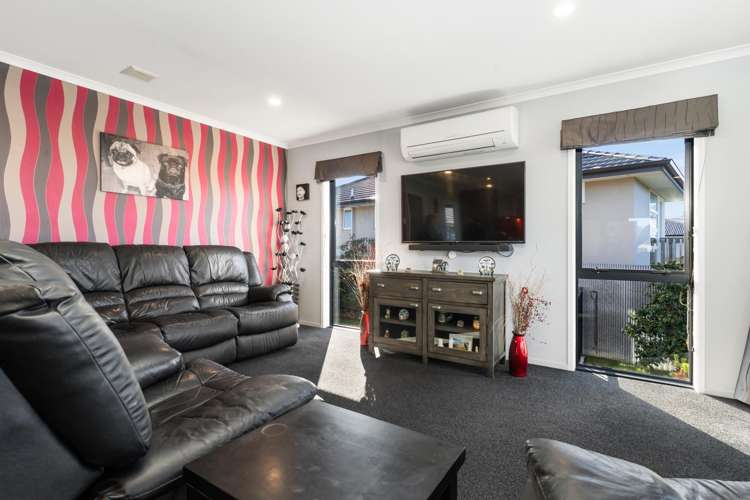 14 Farnborough Street Aranui_13