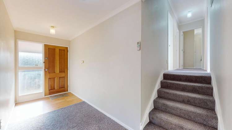 53 Hazlewood Avenue 1286_14