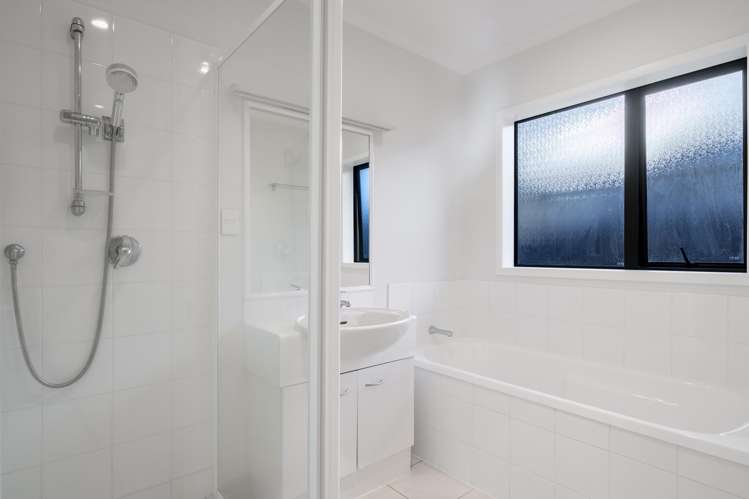 5 William Gamble Drive Greenhithe_17