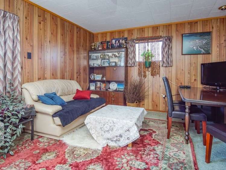 2/69 Beach Road Tahunanui_4