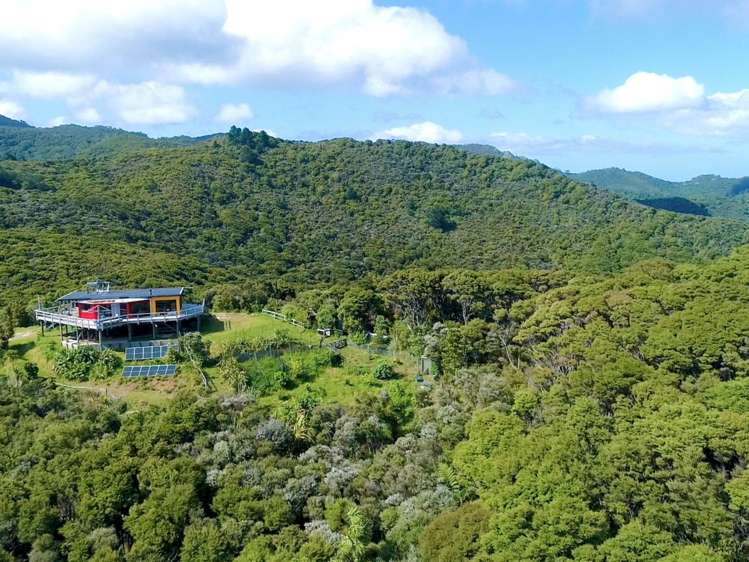 62 Kaitoke Lane Great Barrier Island_19