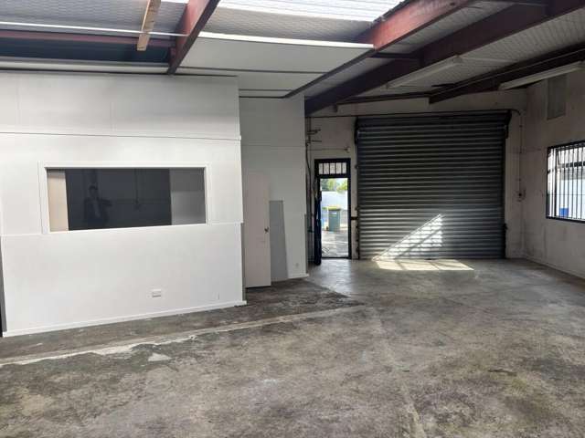 5/4 Heremai Street Henderson_4