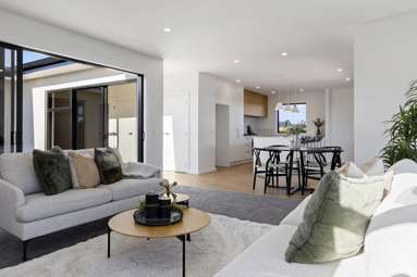 17 Tuapapa Road_1
