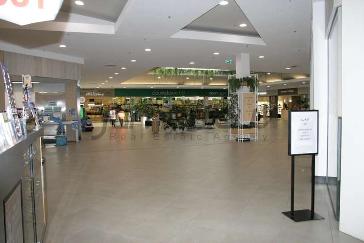 Shop 3.14/719 Whangaparaoa Road Stanmore Bay_3