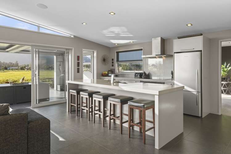 12 Ridgeview Drive Te Aroha_10