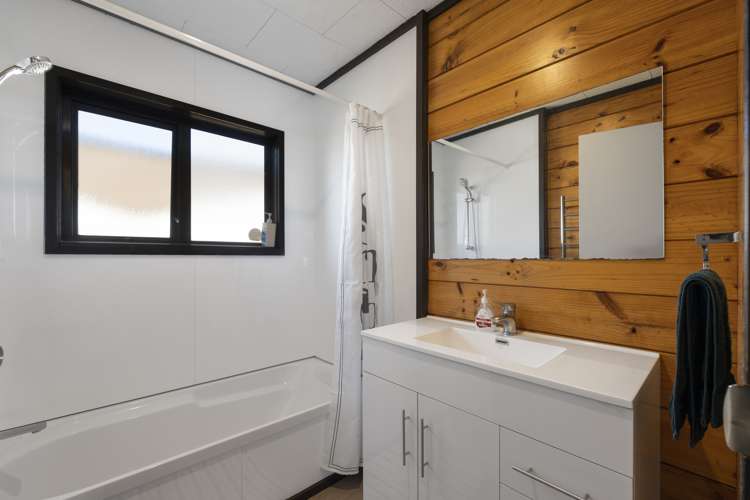 13 Arthur Crescent Hilltop_11