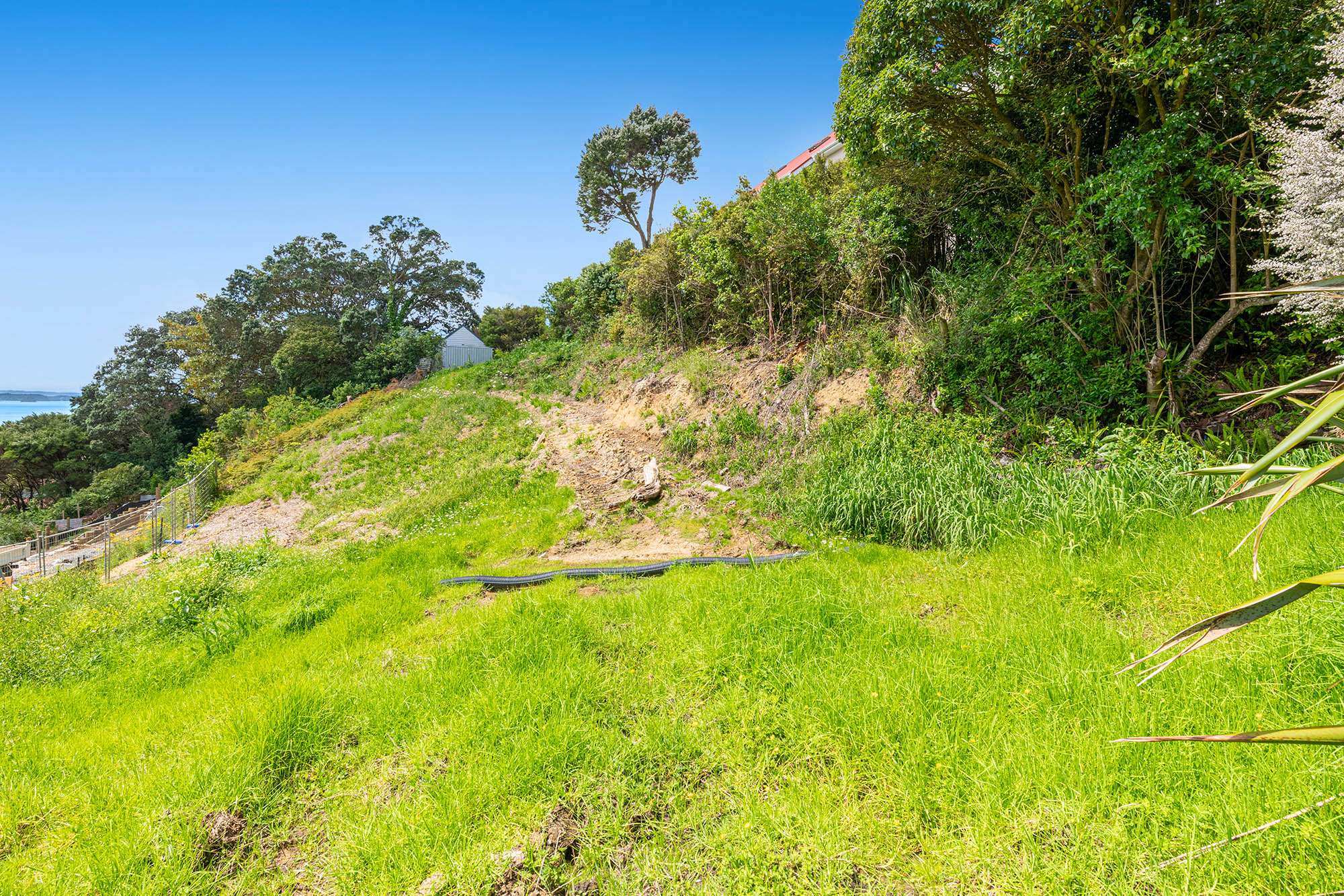 304C Whangaparaoa Road – hero