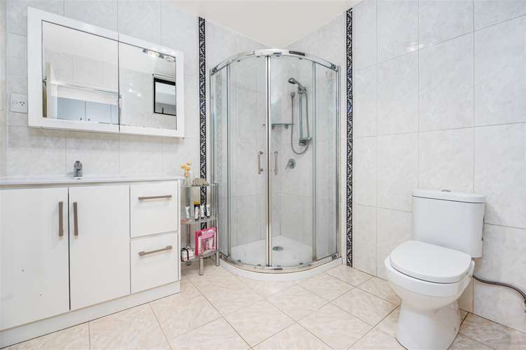 82 Metcalfe Road Ranui_19