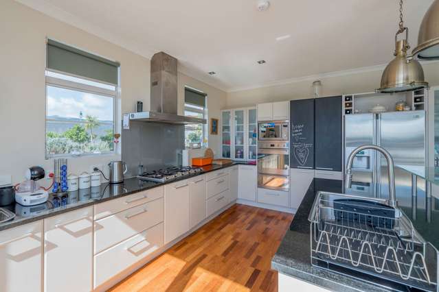 143 Renown Road Raumati South_4