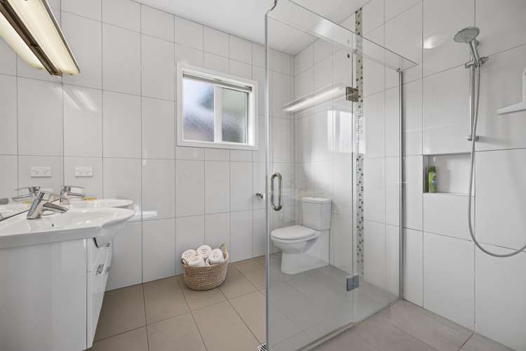 7 Innes Place Arrowtown_16