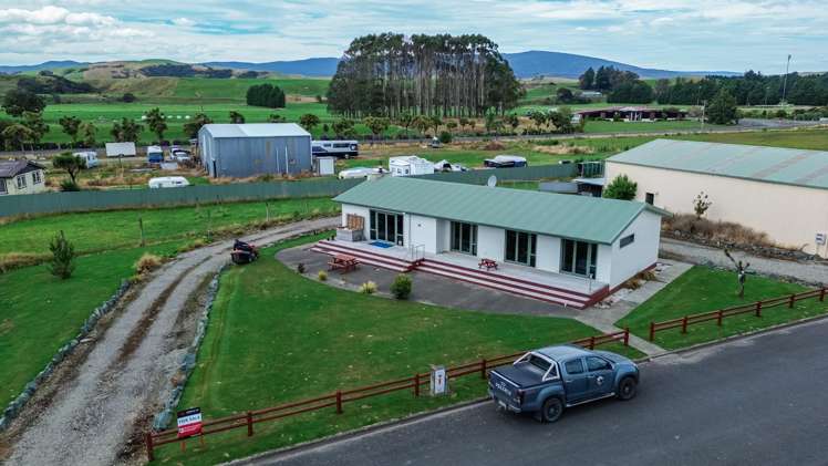 5 McFeely Street Tuatapere_24