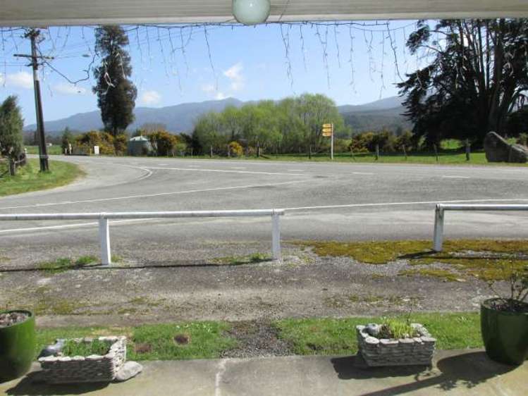 3 Boatmans Road Reefton_19