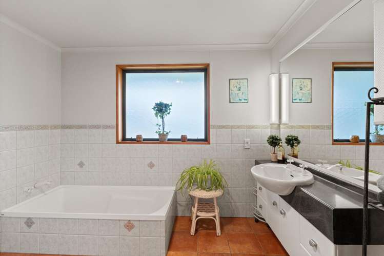 154 Myross Road Myross Bush_22
