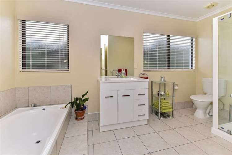 72a Elliot Street Pahurehure_11