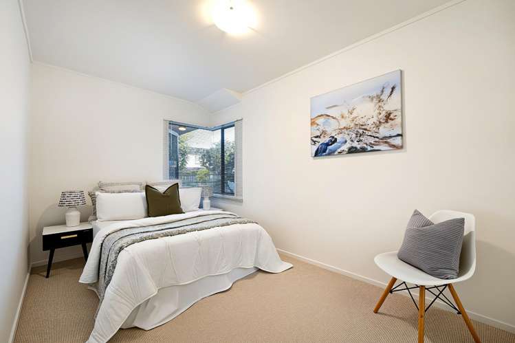 4 Rhinevale Close Henderson_13
