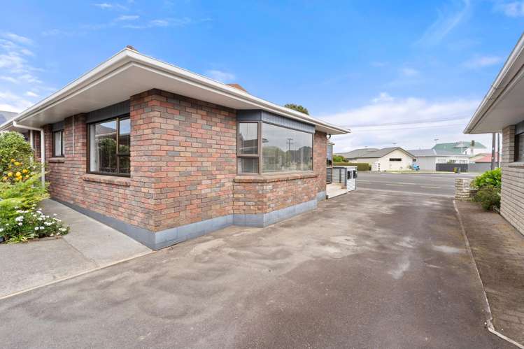 13 Tukapa Street Westown_14