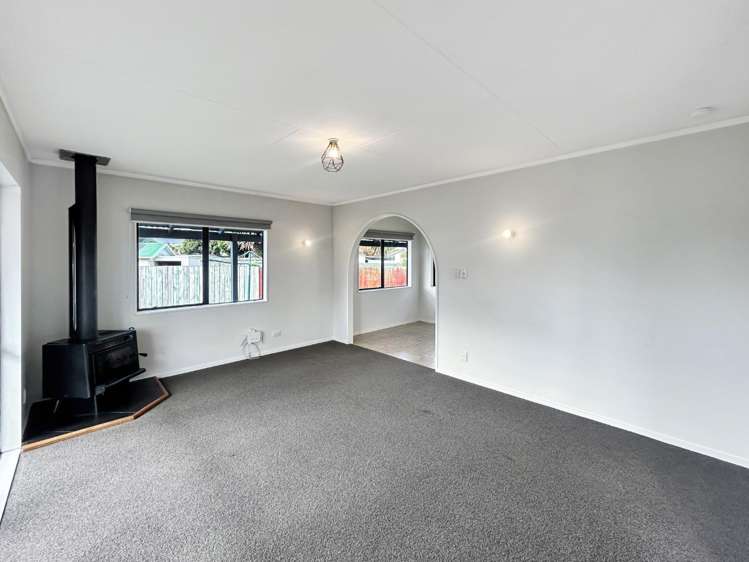 4 Wills Crescent 10920_3