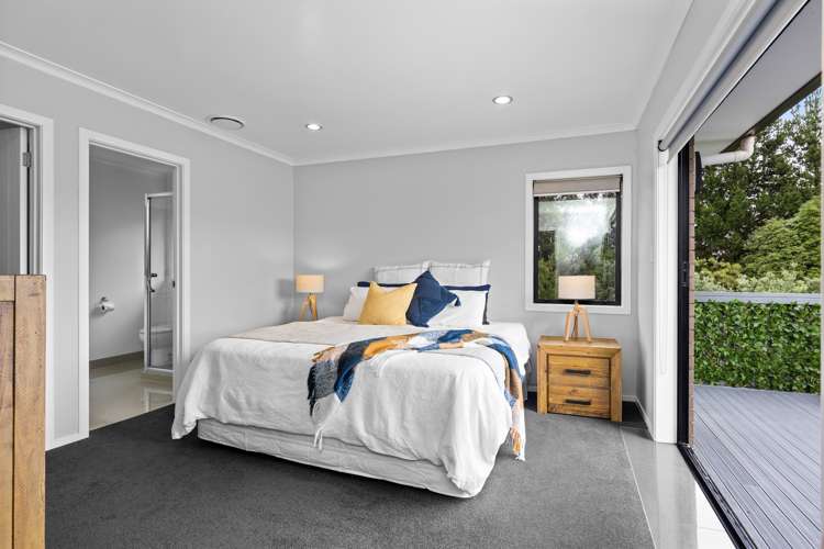 39 Alpers Ridge Leamington_14