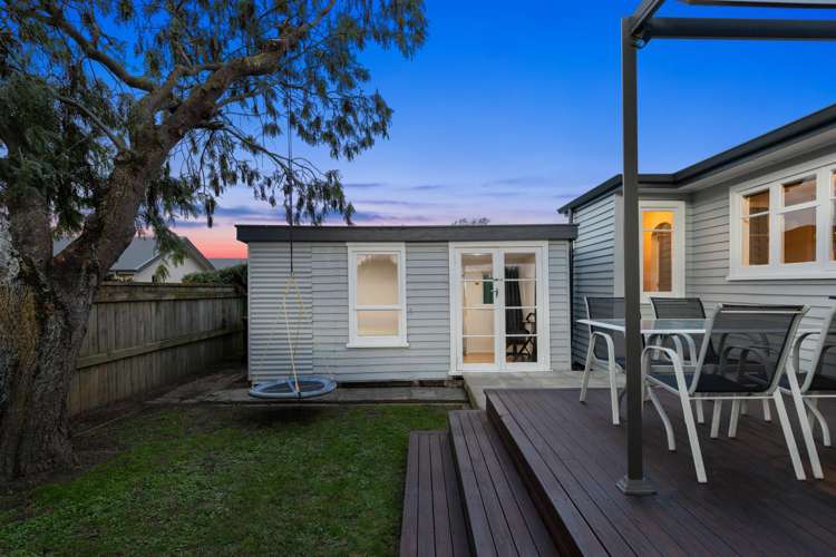 92 New Renwick Road Burleigh_11