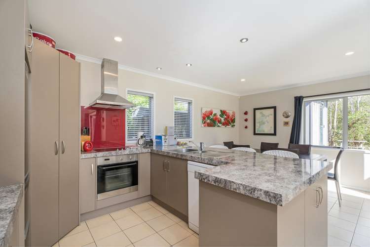 17 Morcom Drive Cooks Beach_6