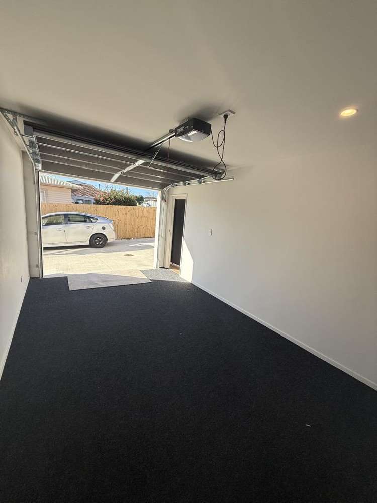 44A Orams Road Hill Park_15