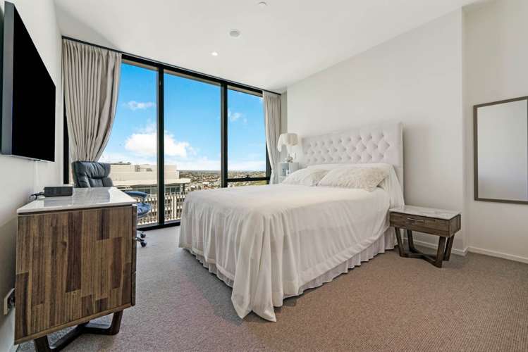 4003/10 Commerce Street City Centre_11