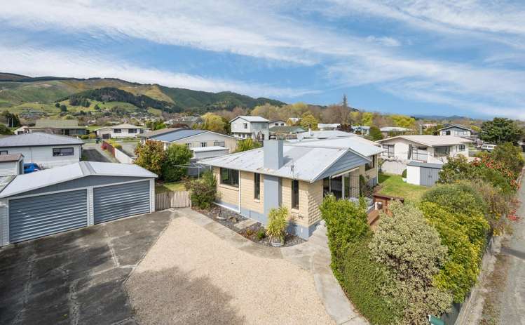 8 Challies Way Richmond_20