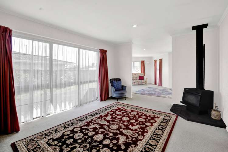 10a Waiwera Place Merrilands_7