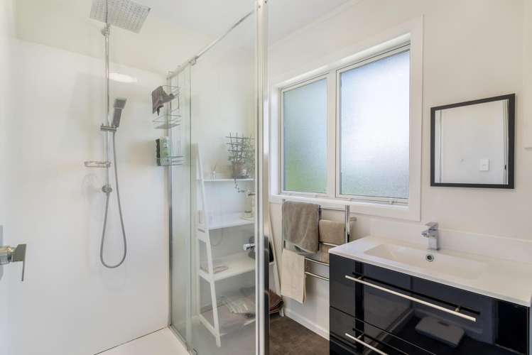 14 Dejoux Road Winton_10