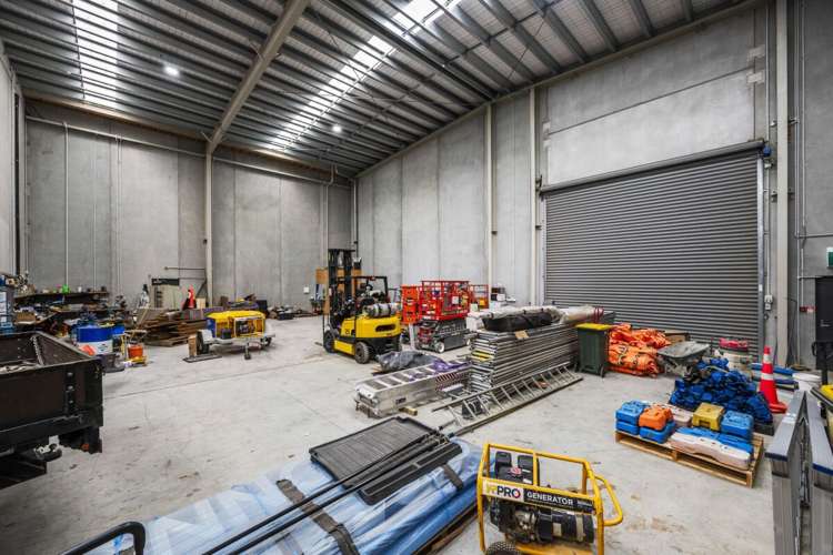 Unit 4, 5 Workspace Drive Hobsonville_5