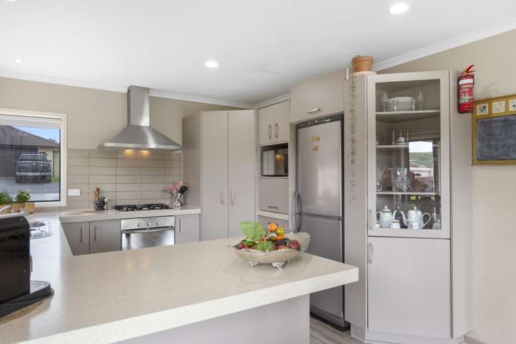 3 Gina Way Welcome Bay_11