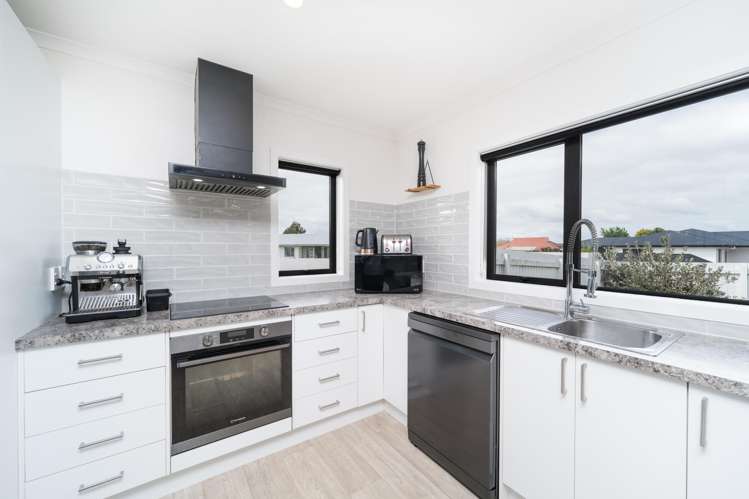 6 Wescombe Grove Feilding_8