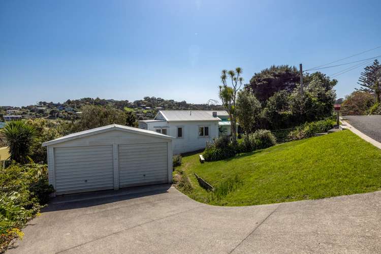 3 Bryan Road Surfdale_16