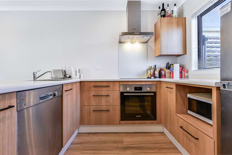 2/13 Palmerston Street Hamilton Central_8