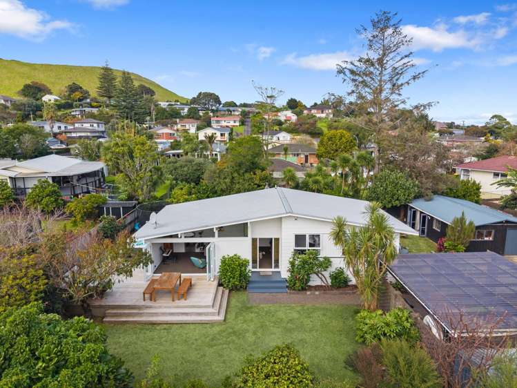 27 Wallace Road Mangere Bridge_11