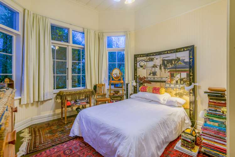 4 Lake Road Devonport_9