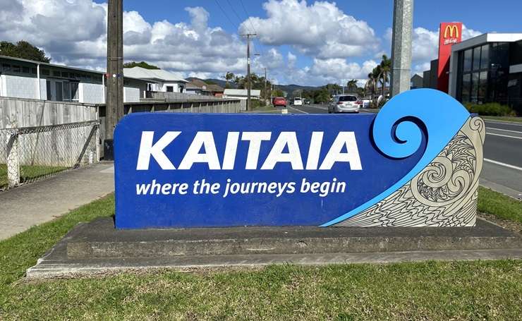 Auckland's average property value dropped by almost 3% to <img.26 million in the last three months. Photo / Fiona Goodall