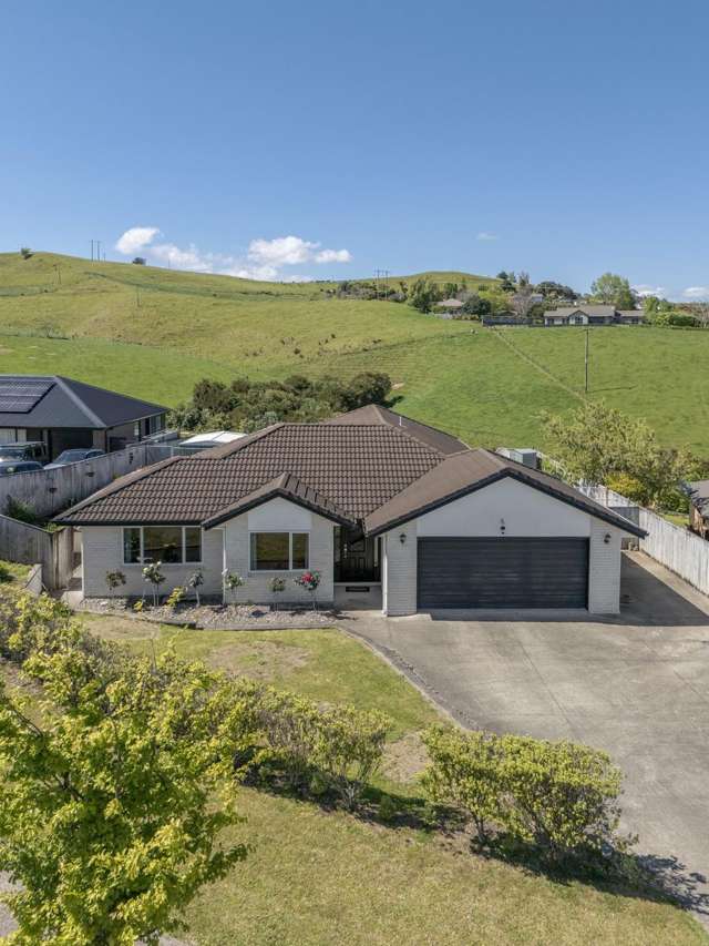 100 Falcon Drive Welcome Bay_3