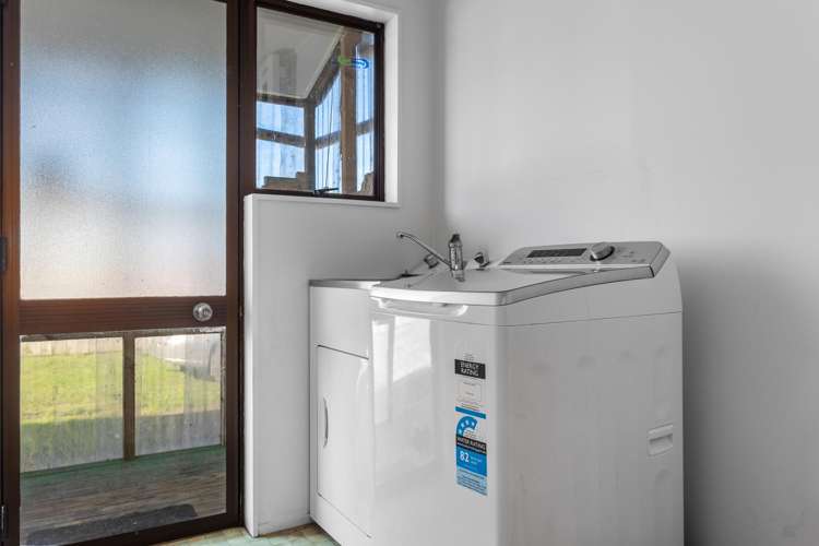 18a Howell Road Taneatua_15