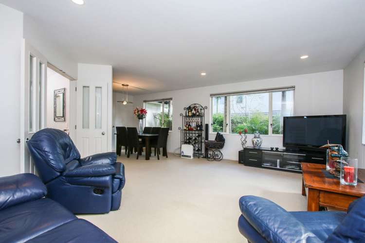 107 Gracechurch Drive Flat Bush_3