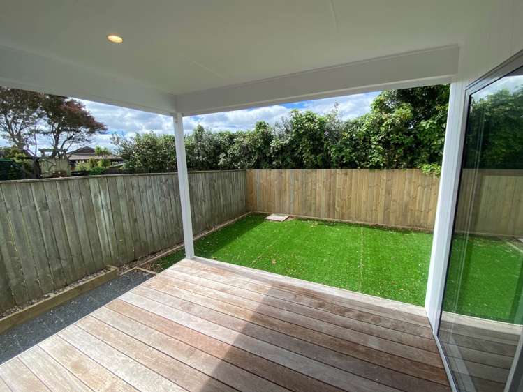 1/804 Whangaparaoa Road Manly_10