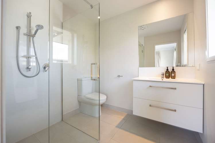 29 Jarrett Terrace Leamington_15