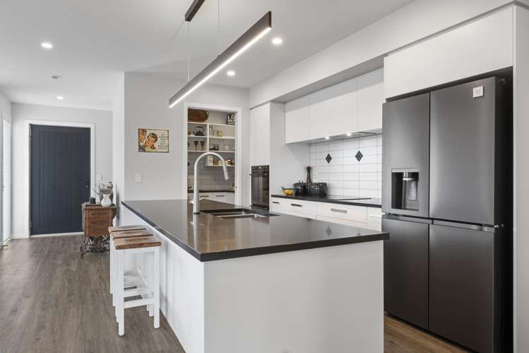4 Kiwitea Grove_1