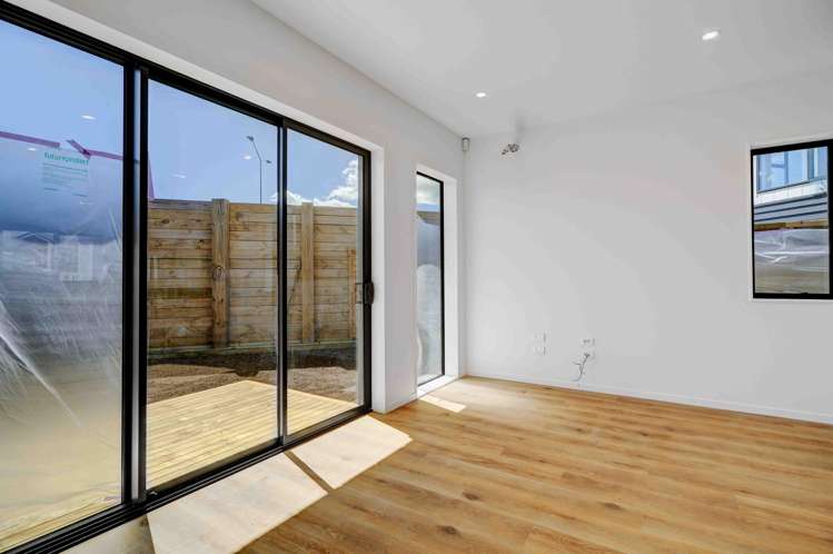 17 & 19 Aratuhia Lane Papakura_13