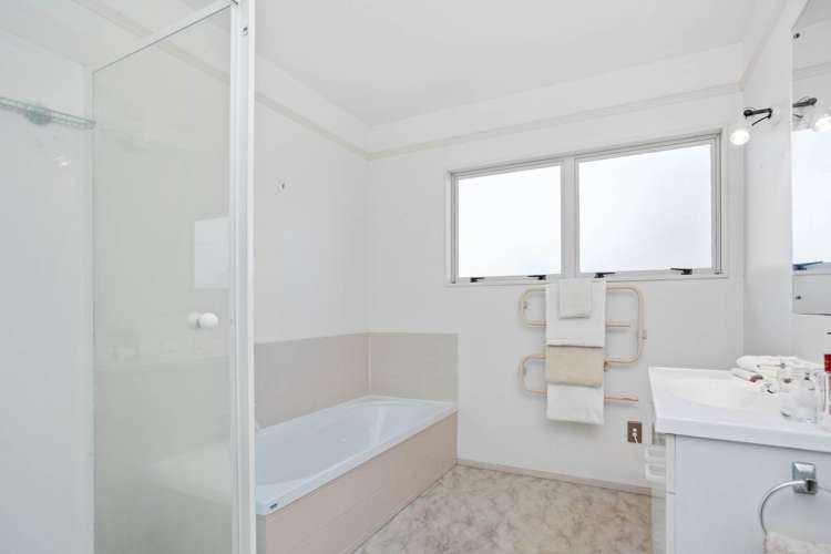 2/145a Campbell Road One Tree Hill_13