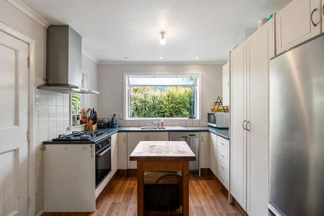 14 Kowhai Street Tawa_3